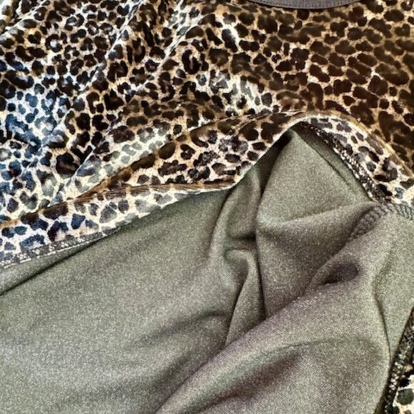 Velvet chic t-shirt leopard pattern - Picture 5 of 5